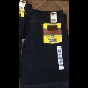 Men’s Wrangler Biot cut jeans